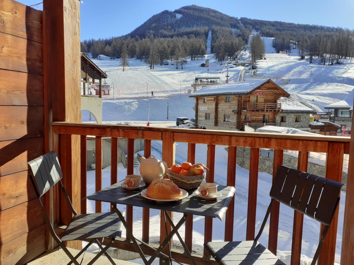 Skis Aux Pieds Dans Un Appartement Cosy Au Coeur Du Queyras Molines-en-Queyras Esterno foto